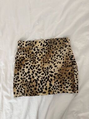 Zenana Outfitters Leopard Print Mini Skirt - Brown, Cream, Black